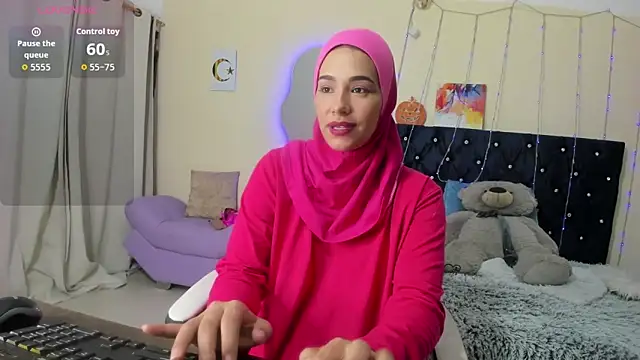 Snapshot of ShanaJamil chatting on 27, 4, 2026 ShanaJamil online show from 27, 4, 2026
