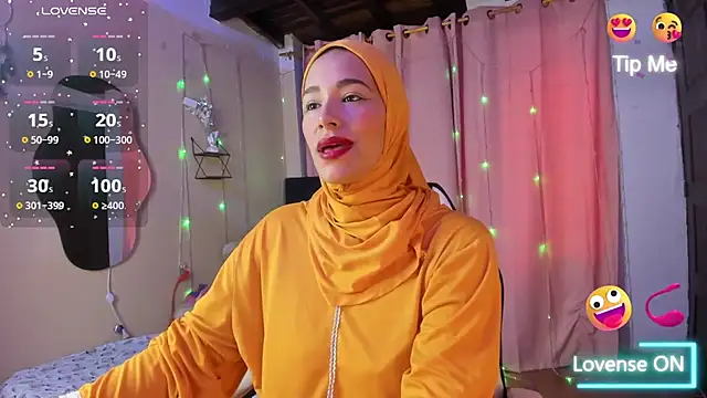 ShanaJamil online show from 29, 11, 2025