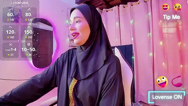 ShanaJamil online show from 7, 10, 2025