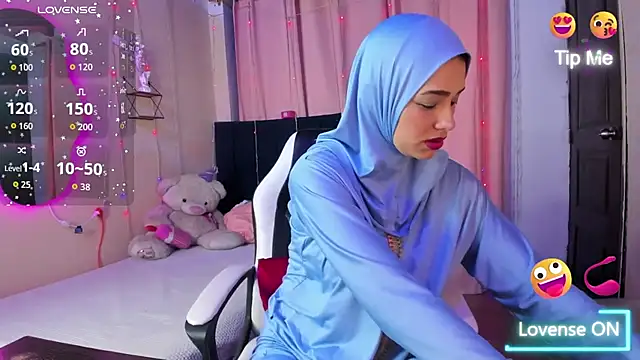 ShanaJamil online show from 3, 2, 2026