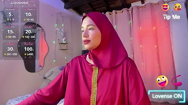 ShanaJamil online show from 8, 11, 2025