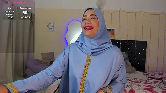 Snapshot of ShanaJamil chatting on 7, 5, 2026 ShanaJamil online show from 7, 5, 2026