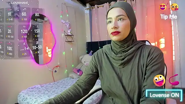 ShanaJamil online show from 14, 12, 2025