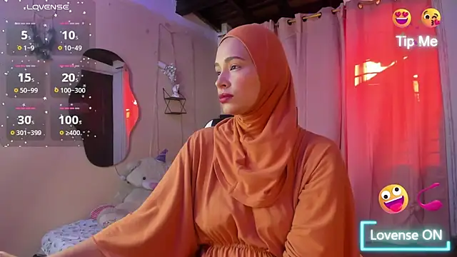 ShanaJamil online show from 10, 11, 2025