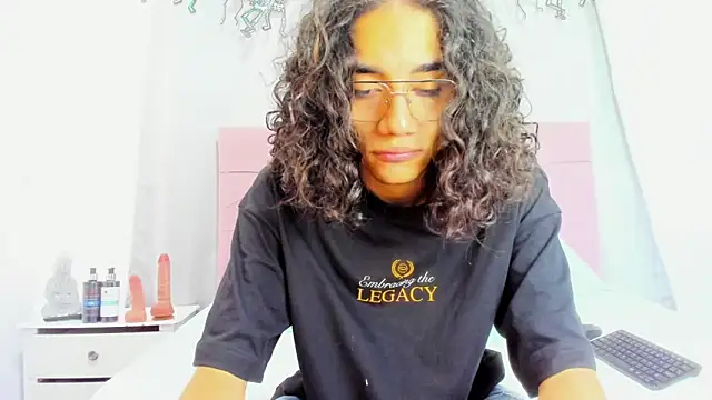 EthanBlackwoodd online show from 19, 12, 2025