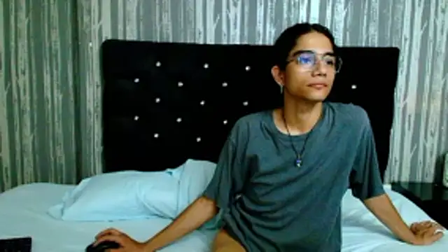 EthanBlackwoodd online show from 4, 3, 2026