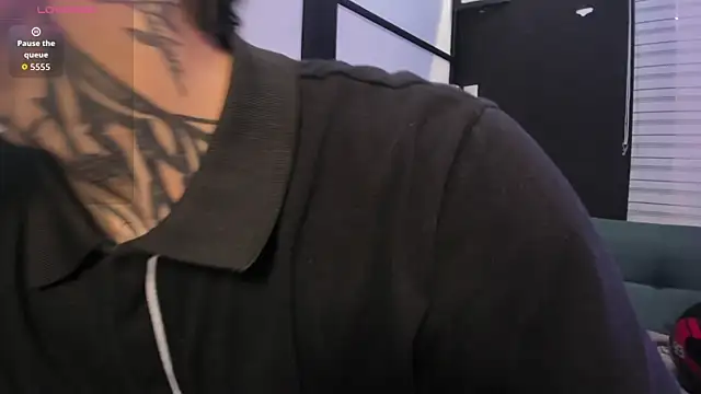 Declan-Fox online show from 9, 10, 2025