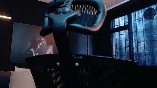 Snapshot of RichardMilleer chatting on 9, 10, 2025 RichardMilleer online show from 9, 10, 2025