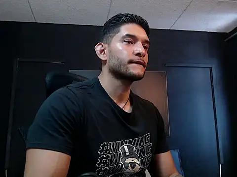 Snapshot of RichardMilleer chatting on 27, 11, 2025 RichardMilleer online show from 27, 11, 2025