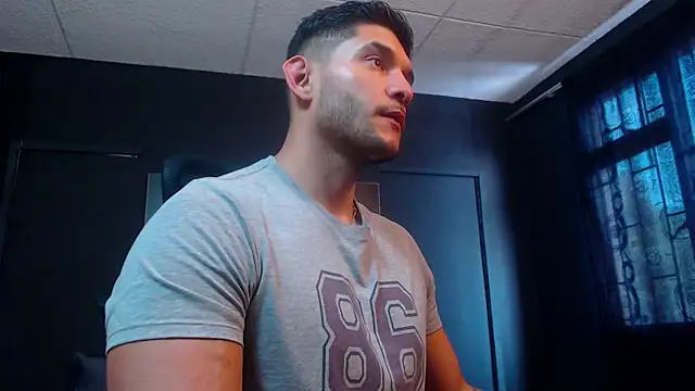 Snapshot of RichardMilleer chatting on 21, 11, 2025 RichardMilleer online show from 21, 11, 2025