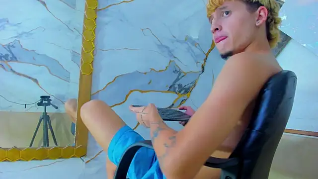 aapolo  online show from 23, 9, 2025