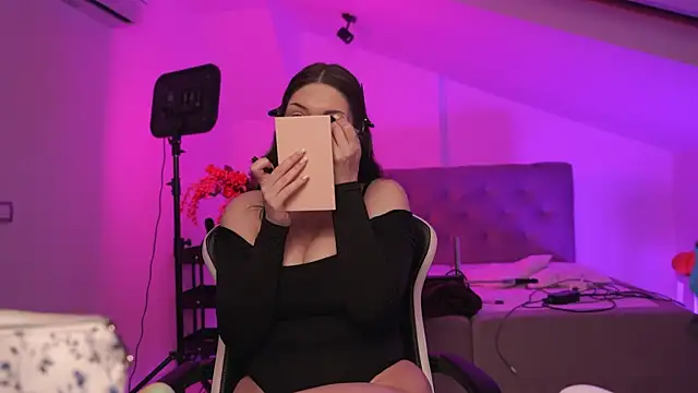 Jessasmith online show from 26, 11, 2025