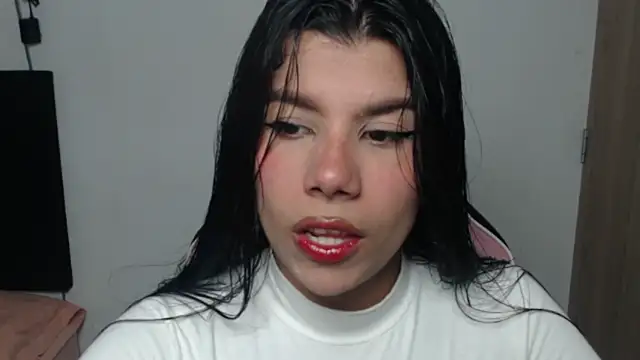 MayaScott11 online show from 3, 5, 2026