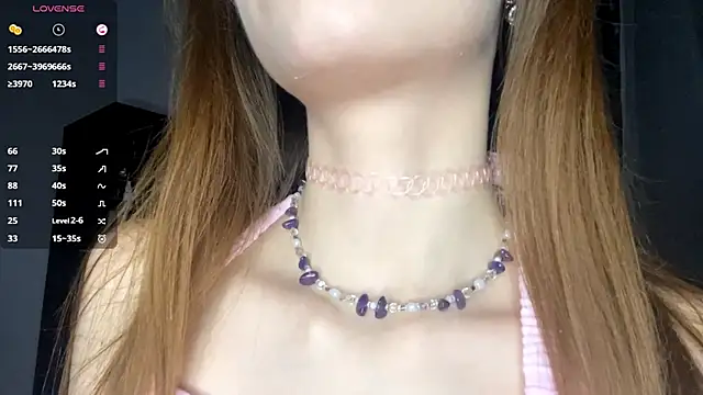 YourLittleElfie online show from 23, 9, 2025