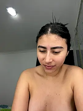 Isabella Montoya online show from 8, 11, 2025