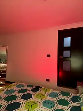 Isabella Montoya online show from 16, 10, 2025