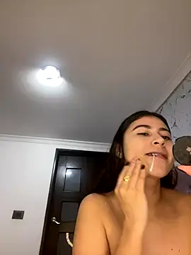 Isabella Montoya online show from 20, 11, 2025