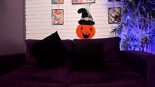 Snapshot of Lilithmuller_ chatting on 10, 10, 2025 Lilithmuller online show from 10, 10, 2025