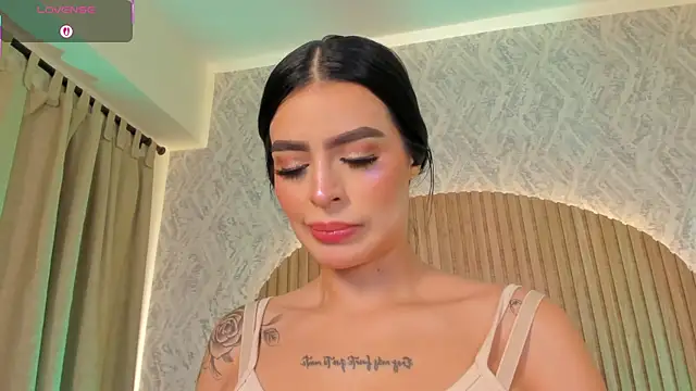 Snapshot of Sophiie_Belle chatting on 15, 9, 2025 Sophiie Belle online show from 15, 9, 2025