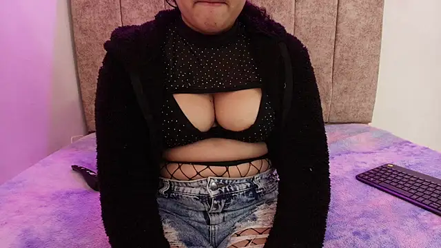 Roxy Nasty1 online show from 3, 10, 2025