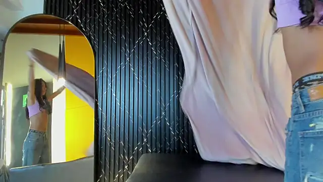 Miss Ariaa online show from 30, 10, 2025