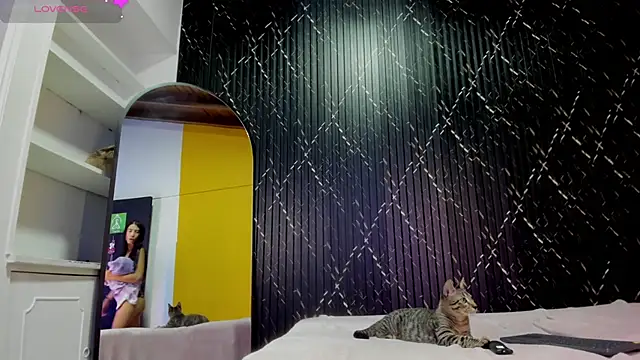 Miss Ariaa online show from 30, 11, 2025