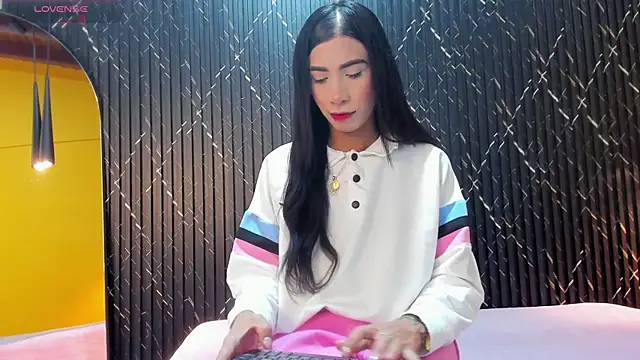 Miss Ariaa online show from 24, 9, 2025