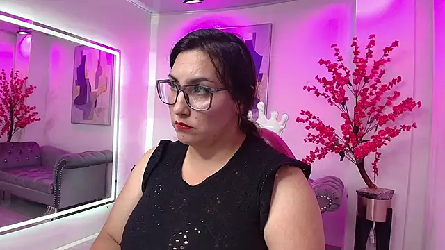Shantall dreamy online show from 30, 9, 2025