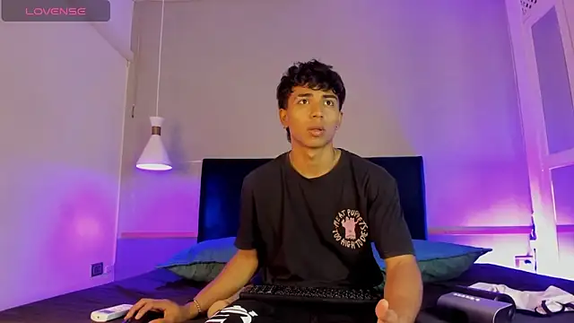 Jaycob Black1 online show from 9, 11, 2025