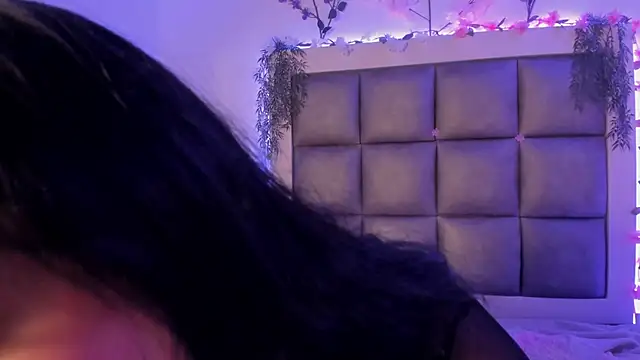 abbiecollins js online show from 12, 3, 2026