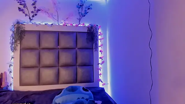 abbiecollins js online show from 12, 2, 2026