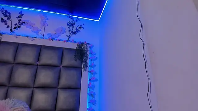 abbiecollins js online show from 26, 3, 2026