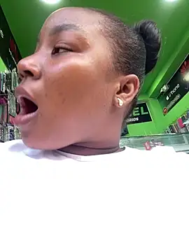 Karol sexy23 online show from 12, 3, 2026