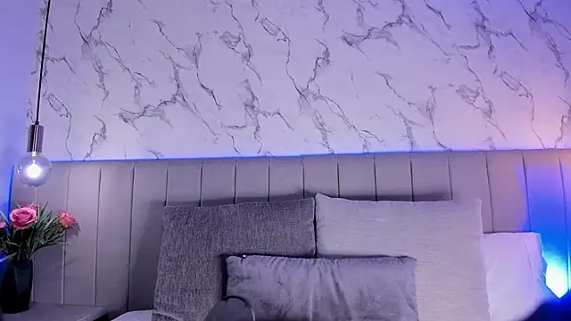 Amber Santana online show from 28, 11, 2025