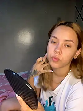 coupleyys online show from 14, 1, 2026