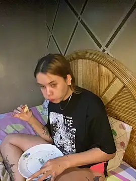 coupleyys online show from 25, 2, 2026