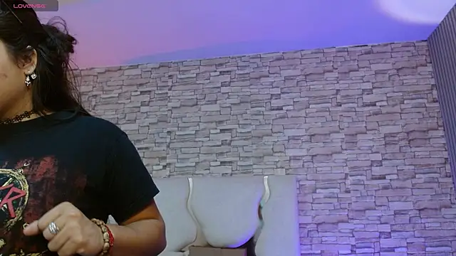 NANAKY TAY online show from 24, 9, 2025