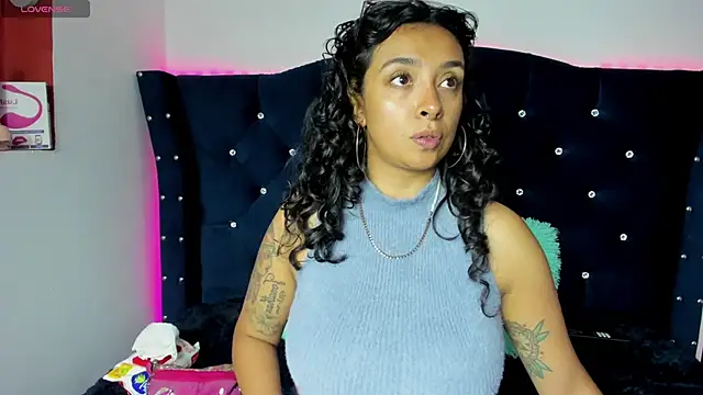 Snapshot of Bonnie_tucci1 chatting on 26, 9, 2025 Bonnie tucci1 online show from 26, 9, 2025