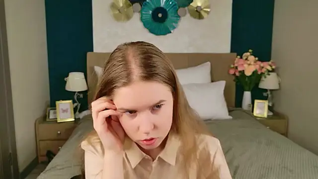 Alida Brice online show from 19, 12, 2025