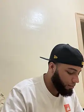 LeoPR00 online show from 22, 10, 2025