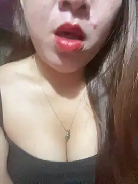 Luna-ass online show from 14, 4, 2026