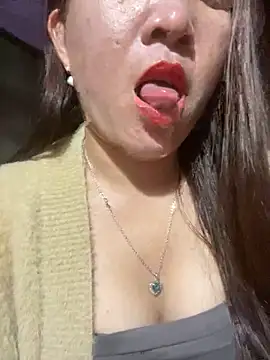 Luna-ass online show from 17, 12, 2025