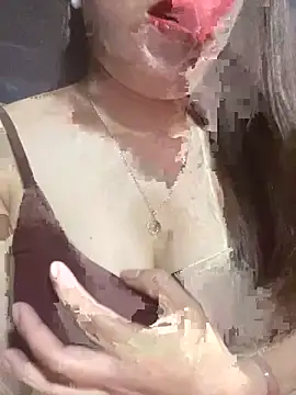 Luna-ass online show from 19, 3, 2026