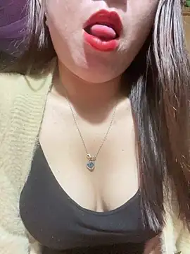 Luna-ass online show from 19, 12, 2025