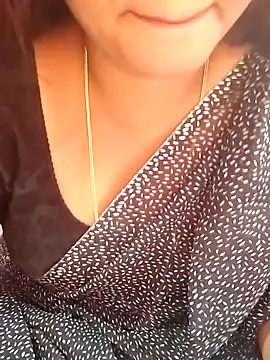 Snapshot of Tamil_Kayal_kutty chatting on 14, 9, 2025 Tamil Kayal kutty online show from 14, 9, 2025