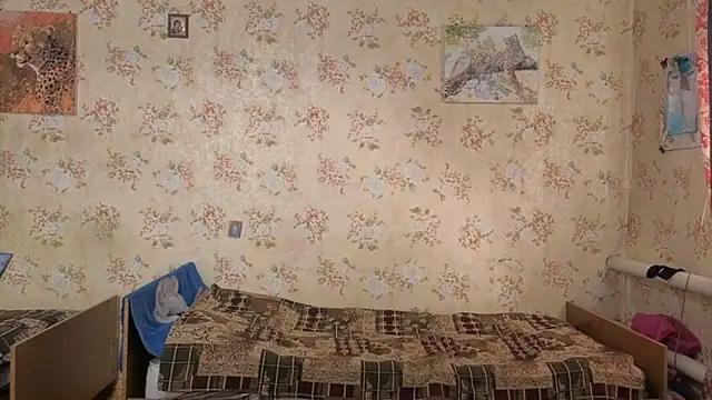 QutieDaSweet online show from 10, 10, 2025