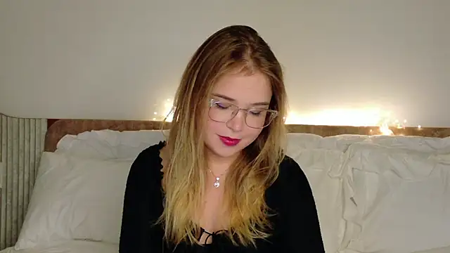 Lilith Bonheur online show from 1, 2, 2026