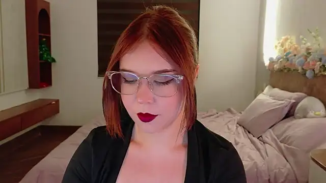 Snapshot of Lilith_Bonheur chatting on 29, 5, 2026 Lilith Bonheur online show from 29, 5, 2026