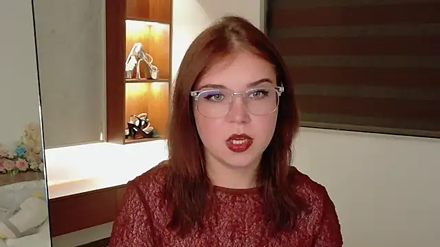 Snapshot of Lilith_Bonheur chatting on 28, 6, 2026 Lilith Bonheur online show from 28, 6, 2026