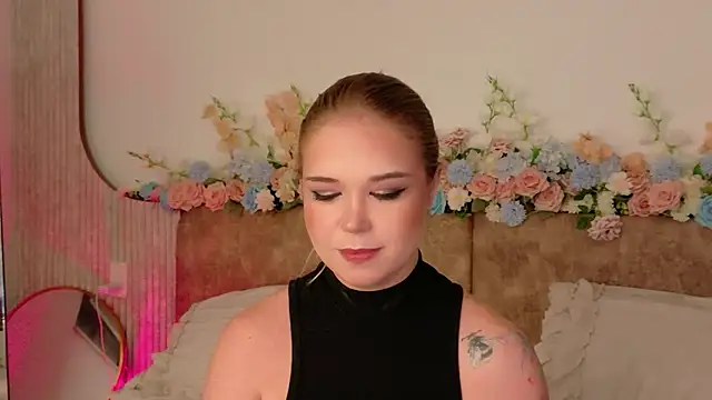 Lilith Bonheur online show from 2, 5, 2026